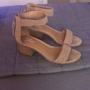 Crown Vintage Suede Heel